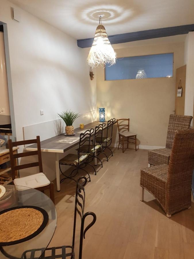 Fenetre Sur Cour Du Docteur Privey - Secure Park Bike - Voie Bleue Hotel Tournus Exterior foto
